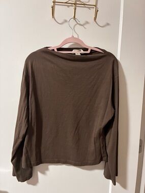 H&M Brown Long Sleeve Crewneck Top